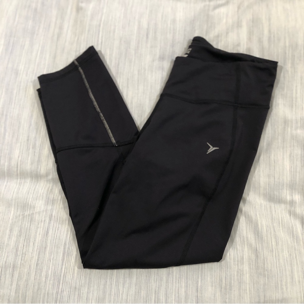 Old Navy Active Crop Legging